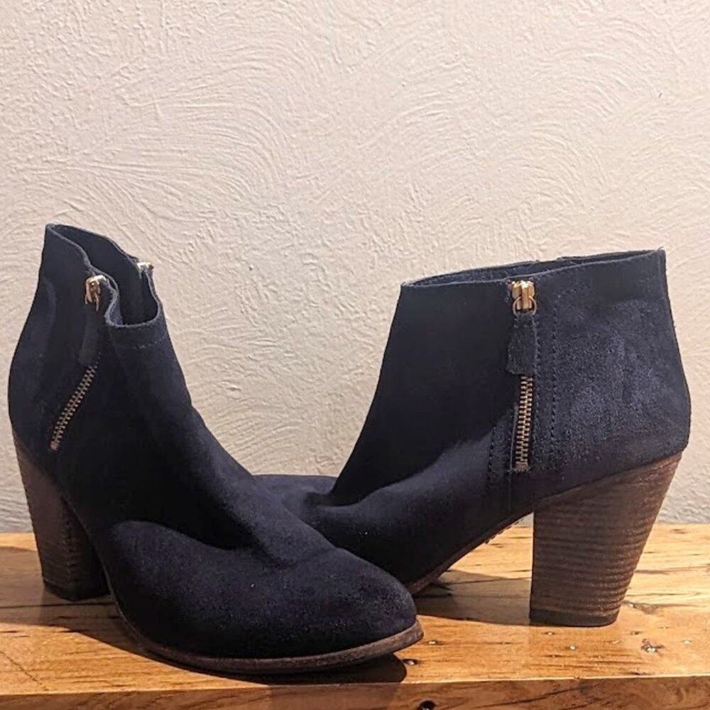 BODEN Women's Size 10.5" (EU 42) Navy Suede Side Zip Bootie with Cuban Heel